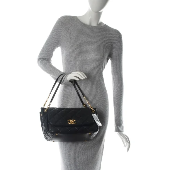 Authentic CHANEL Calfskin Quilted Retro Chain Accordion Flap Black - Picture 12 of 12